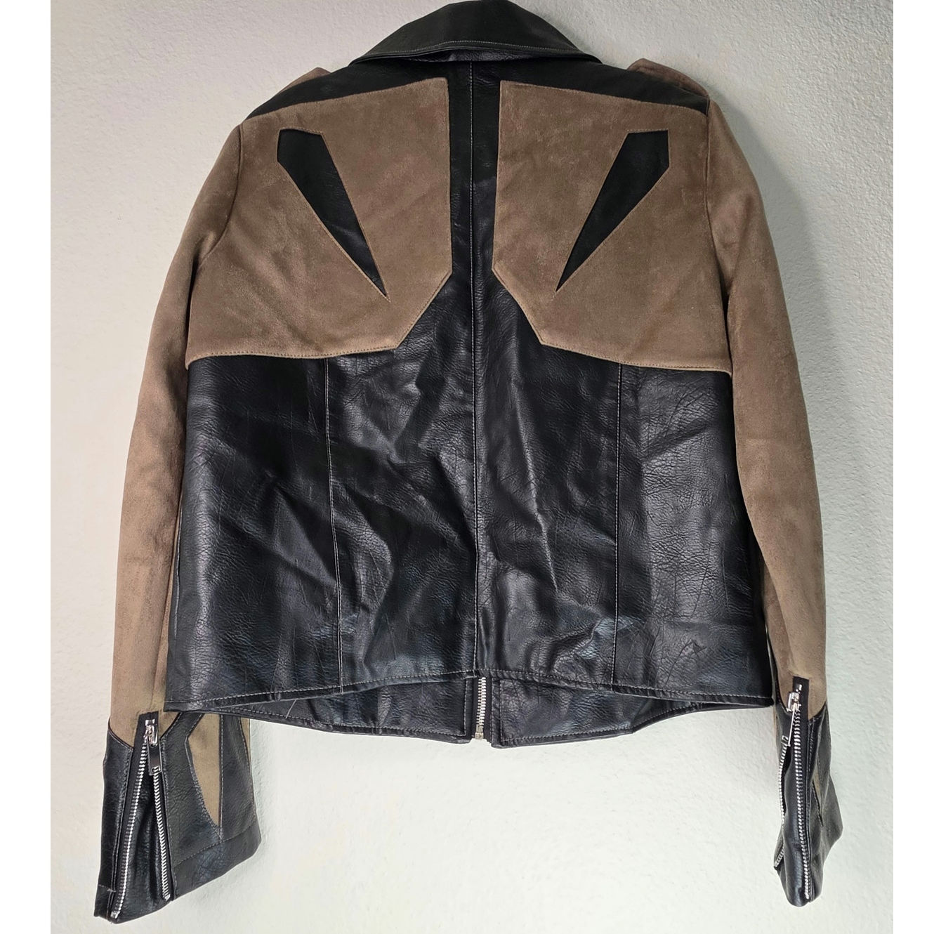 Donna Salyers' Fabulous-Furs Laser Cut Faux Suede Moto Jacket Laser-Cut Design S — image 3 of 8